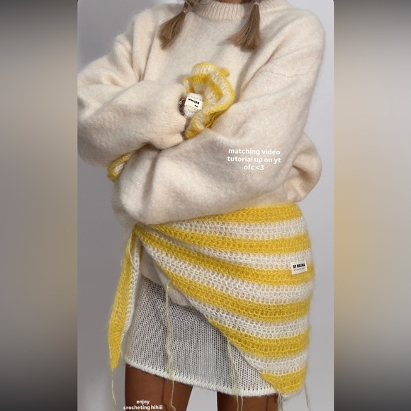 Accessories - Vintage Handknit Yellow and Cream Crochet Skirt Apron Chic accessory
